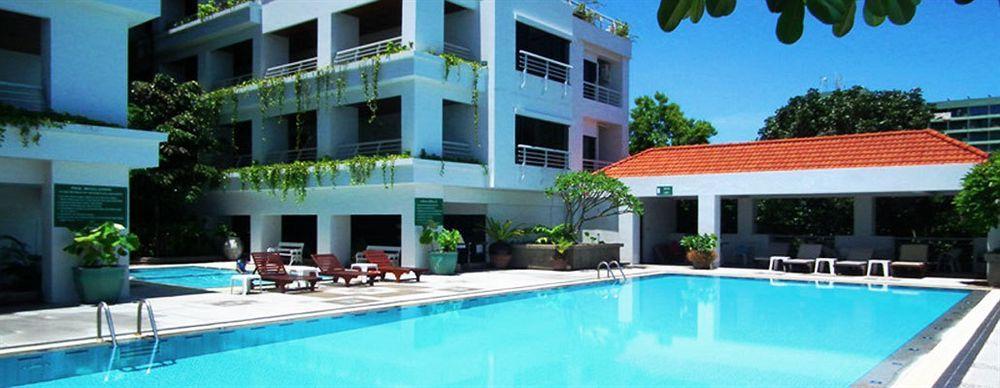 Abricole At Pattaya Hill Apartment Exterior foto