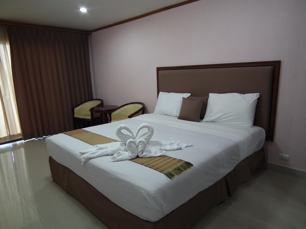 Abricole At Pattaya Hill Apartment Exterior foto
