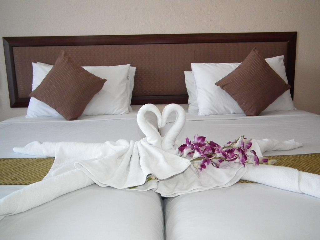 Abricole At Pattaya Hill Apartment Exterior foto