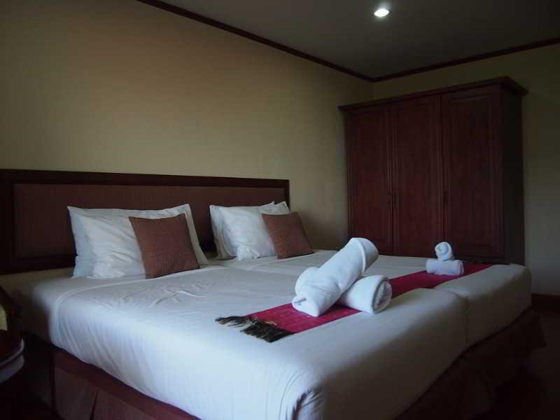 Abricole At Pattaya Hill Apartment Exterior foto