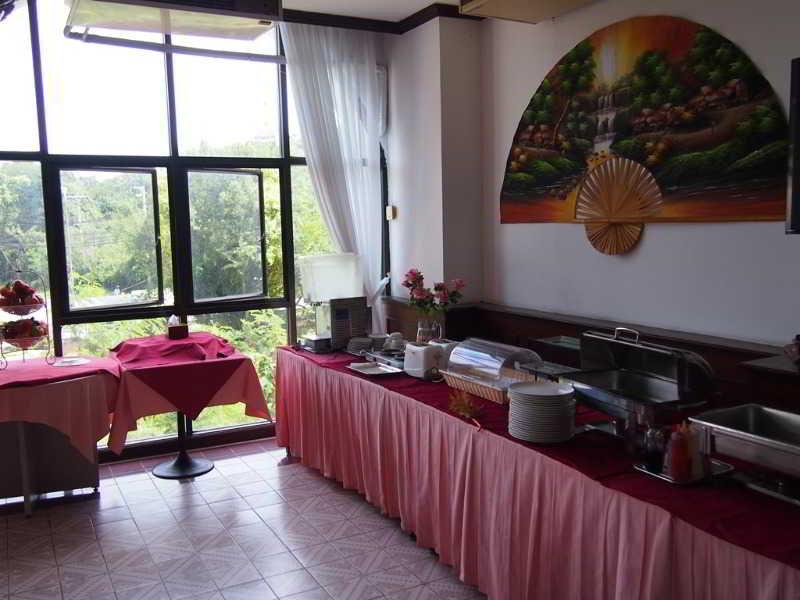 Abricole At Pattaya Hill Apartment Exterior foto