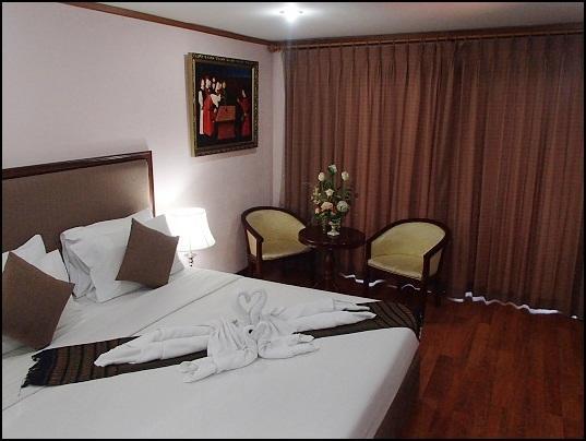 Abricole At Pattaya Hill Apartment Exterior foto