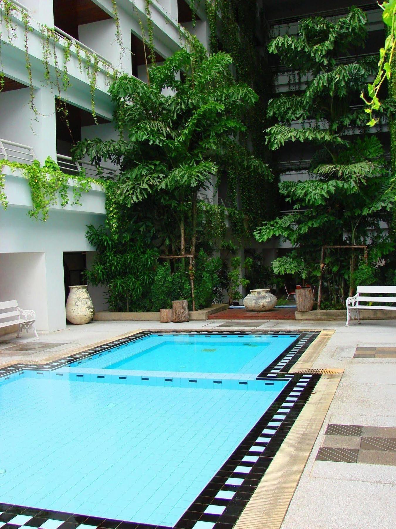 Abricole At Pattaya Hill Apartment Exterior foto