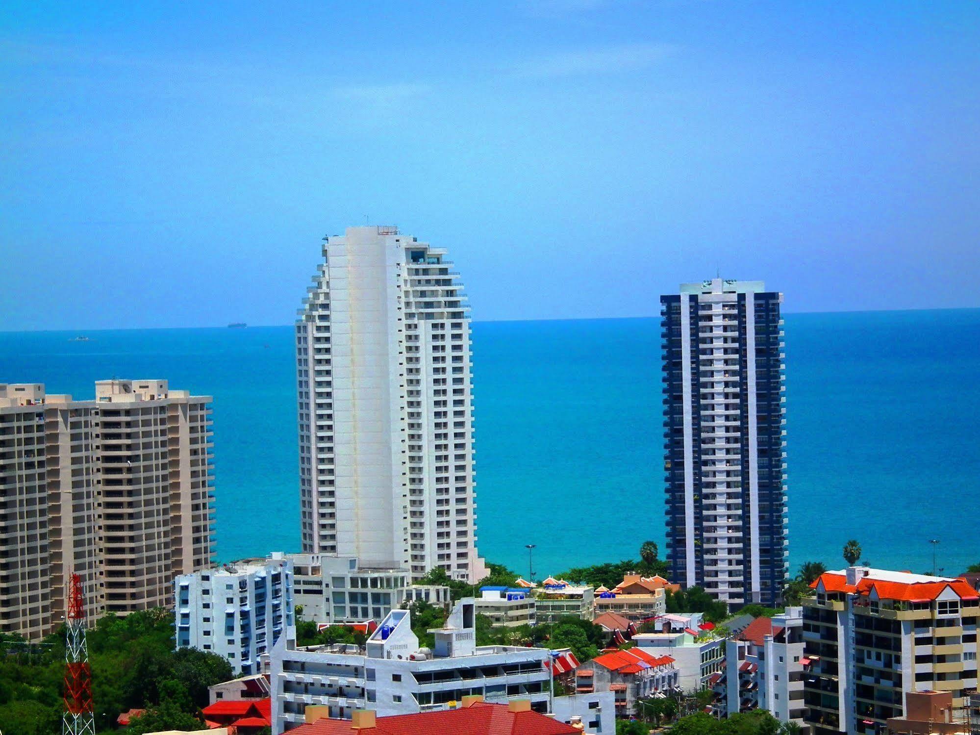 Abricole At Pattaya Hill Apartment Exterior foto